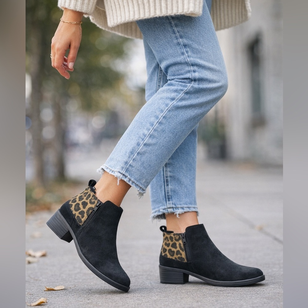Clarks Women's Memi Zip Leopard Print Suede Ankle Boots 26163531